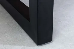 Ausziehbarer Esstisch MOSAIK 140-180cm braun Pinie recyceltes Massivholz Metall schwarz