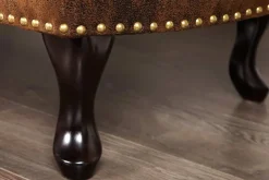 Chesterfield Récamière 170cm antik braun mit Knopfheftung und Nietenbesatz