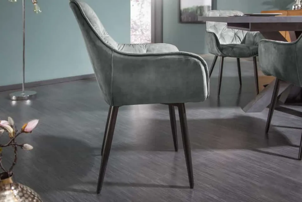 Design Stuhl MILANO grün Samt mit Armlehne Ziersteppung gepolstert schwarze Metallbeine