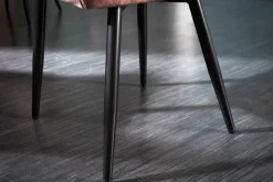 Design Stuhl MILANO rost braun Samt mit Armlehne Ziersteppung gepolstert schwarze Metallbeine
