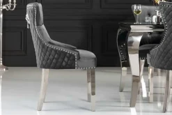 Eleganter Stuhl CASTLE DELUXE grau Samt Löwenkopf Chesterfield Design Esszimmerstuhl Nieten