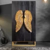 Extravagantes Highboard ANGEL 140cm schwarz Mangoholz mit goldenen Flügeln