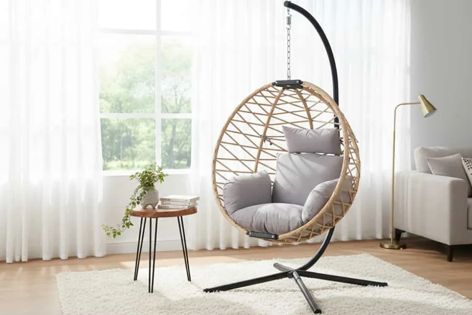 In- und Outdoor Hängesessel IBIZA natur beige Rattan mit Gestell wetterfest inkl. Kissen
