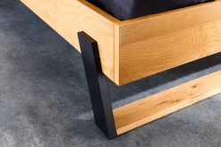 Massivholz Doppelbett AMAZONAS 180x200cm natur Wildeiche Baumkante