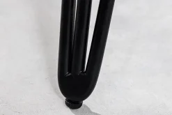 Massivholz Esstisch SCORPION 140cm grau Akazie Baumkante schwarze Metallbeine Hairpin Legs