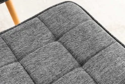 Moderner Hocker SCANDINAVIA grau Strukturstoff Massivholz-Beine Fußhocker