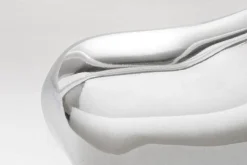 Moderne Skulptur BIG BULL silber Aluminium Dekoration Stierfigur Briefbeschwerer