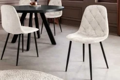 Stilvoller Stuhl GLAMM champagner beige Chenille Cremona mit Rauten-Steppung schwarz Metall