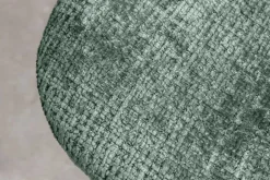 Stilvoller Stuhl GLAMM grün Chenille Cremona mit Rauten-Steppung schwarze Metallbeine
